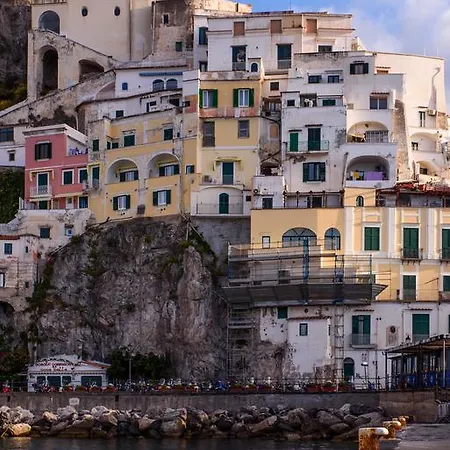 Vista D'amalfi 3*