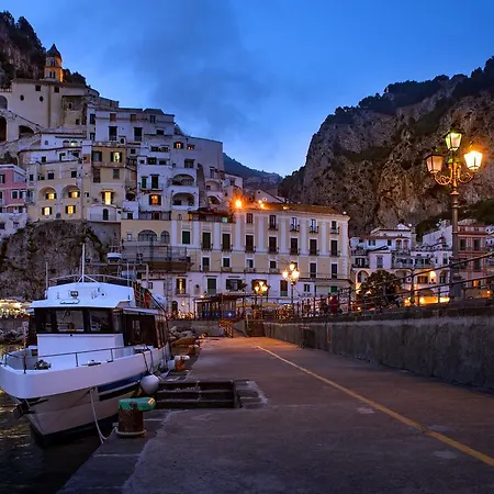Vista D'amalfi Bed & Breakfast 3*