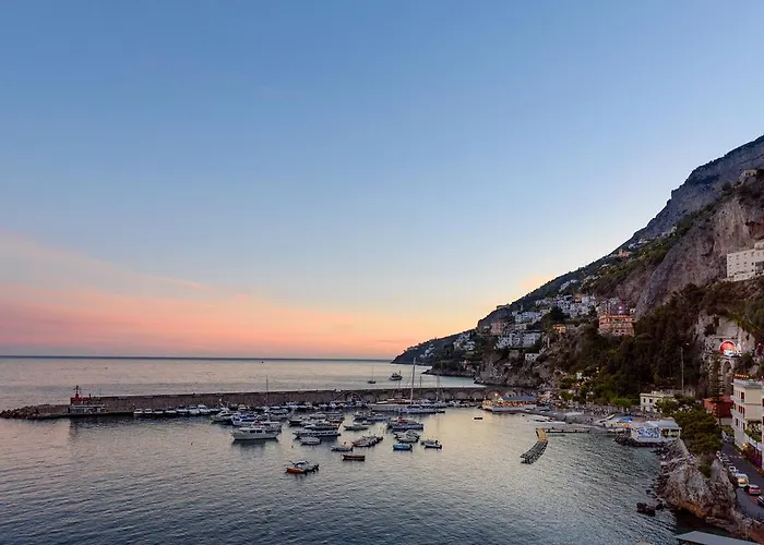 Vista D'amalfi فندق مبيت وإفطار أمالفي