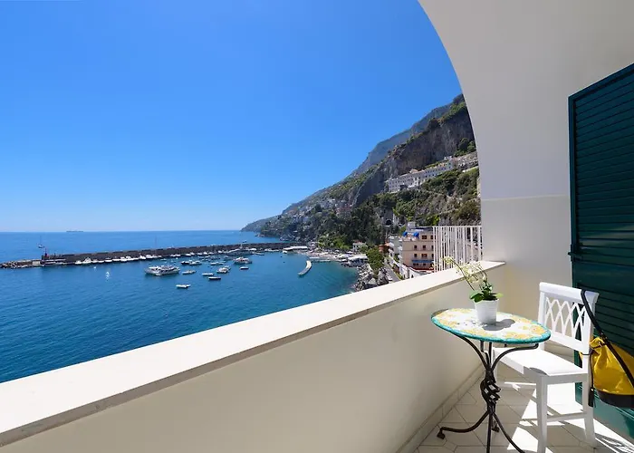 فندق مبيت وإفطار Vista D'amalfi أمالفي