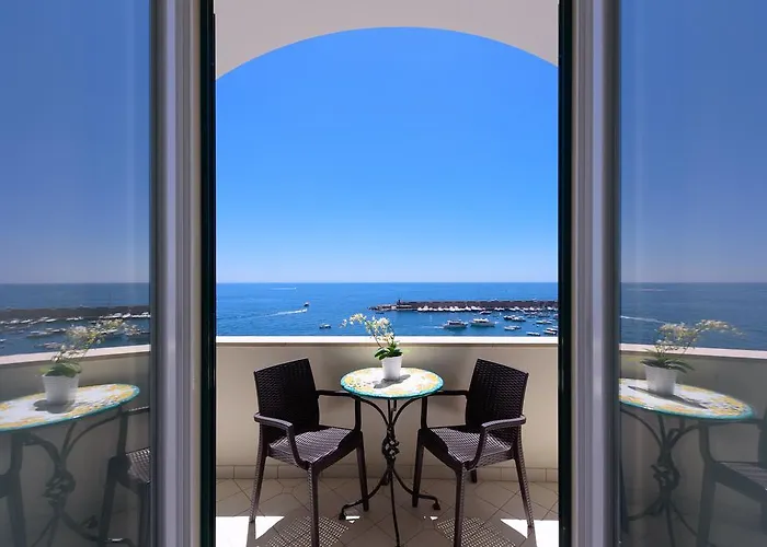 Vista D'amalfi فندق مبيت وإفطار أمالفي